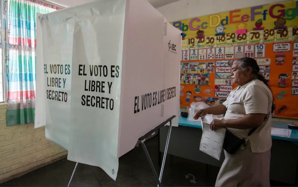 #Campeche #INE reconoce labor de funcionarios electorales